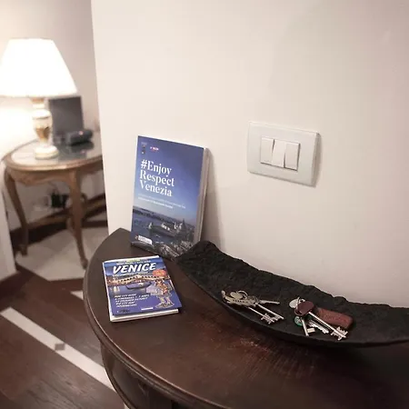 בית הארחה Ca Spada 2 Bedrooms & 2 Bathrooms ונציה