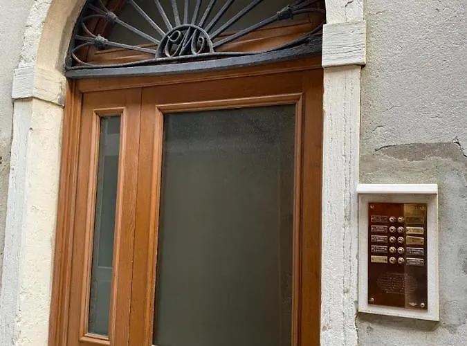 Ca Spada 2 Bedrooms & 2 Bathrooms 4*