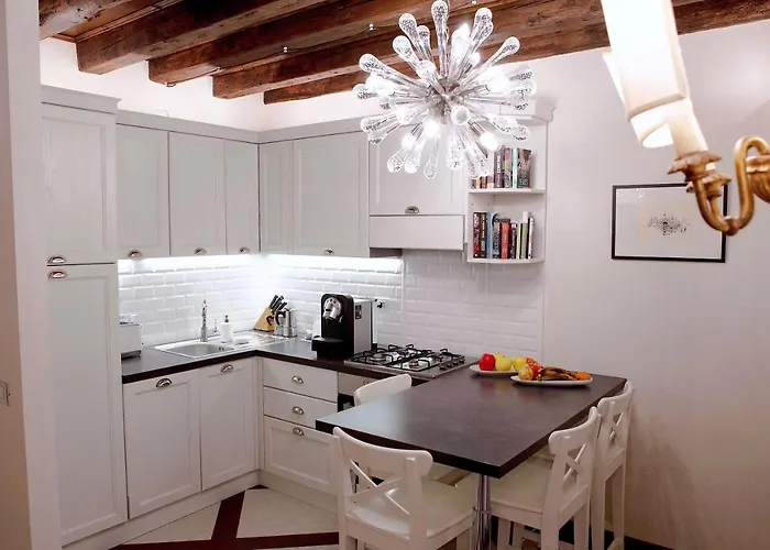 Ca Spada 2 Bedrooms & 2 Bathrooms ונציה